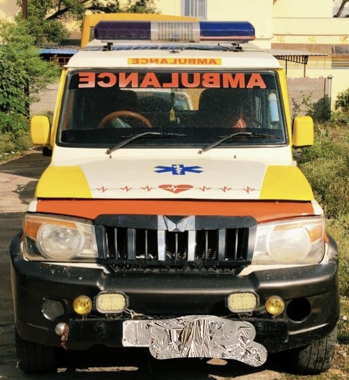 BOLORO AMBULANCE 2014