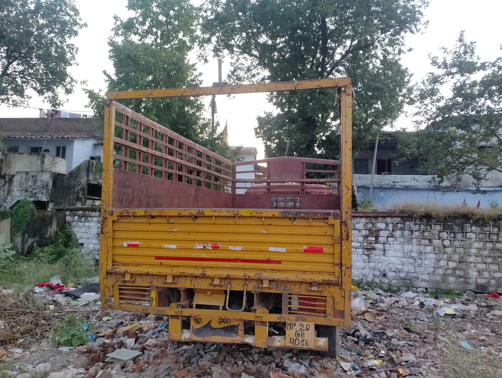 SWARAJ MAZDA 2012 MODEL 14 FEET - Image 5